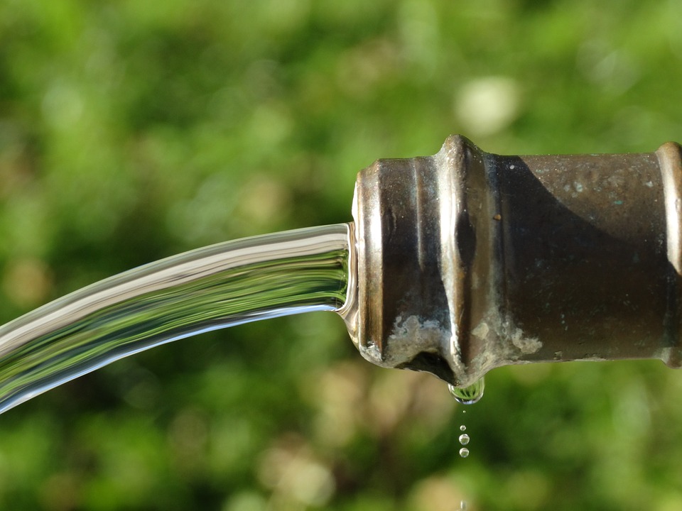 spraying water